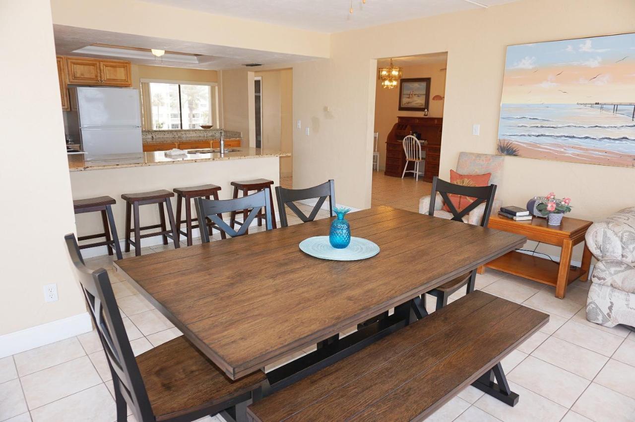 Redington Surf Resort By Travel Resort Services St. Pete Beach Dış mekan fotoğraf